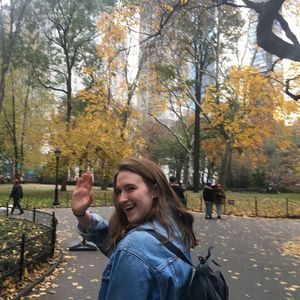 Meet your Posher, Elizabeth